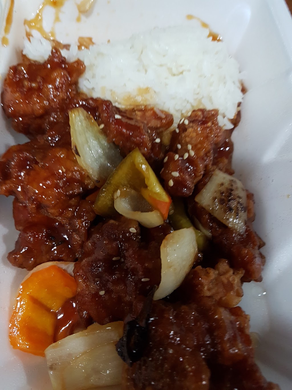 Tonkin Express Restaurant Vietnamien - Asiatique | 8582 Rue Hochelaga, Montréal, QC H1L 2M3, Canada | Phone: (514) 355-2882