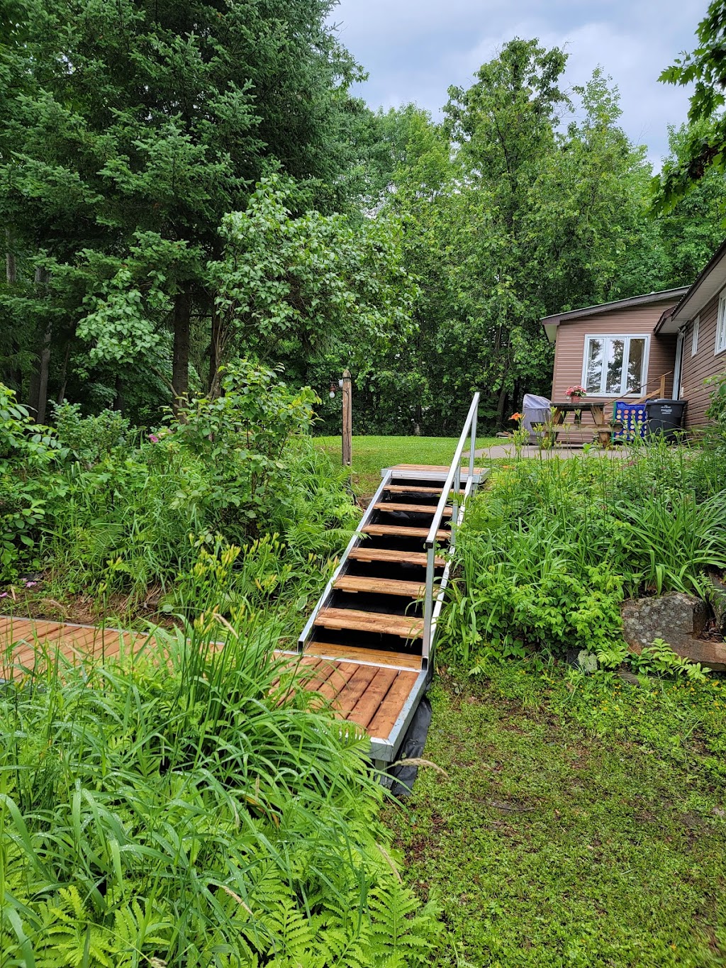 Wholesale Docks | 5082 Trafalgar Rd, Georgetown, ON L7G 4S4, Canada | Phone: (519) 329-3325