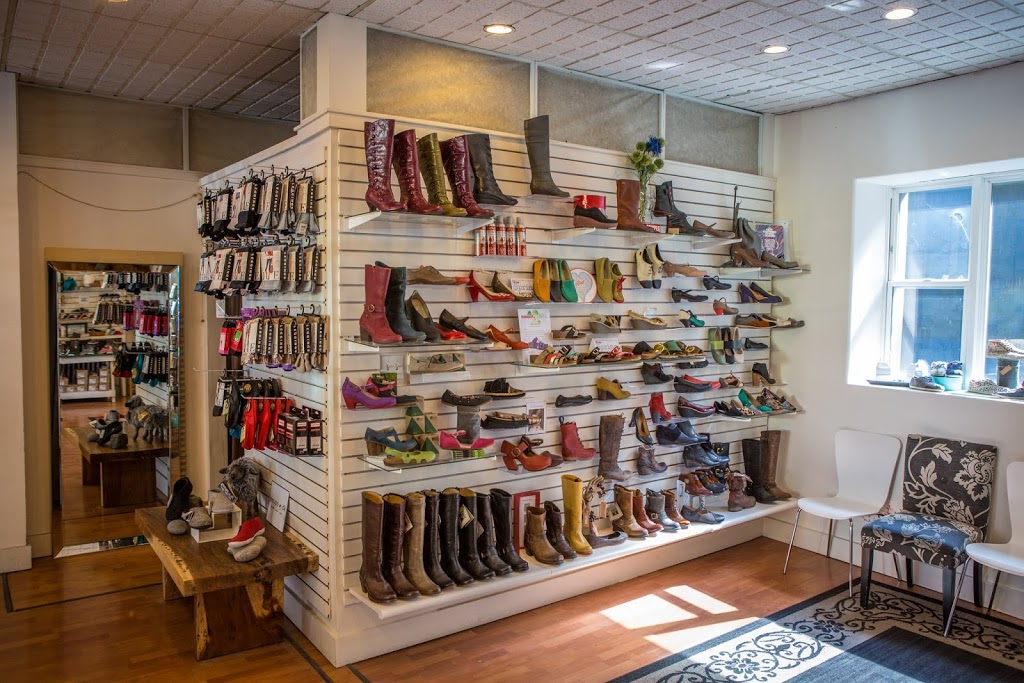 Twisted Sisters boutik | 175 Water St, St. Johns, NL A1C 1B1, Canada | Phone: (709) 722-6004