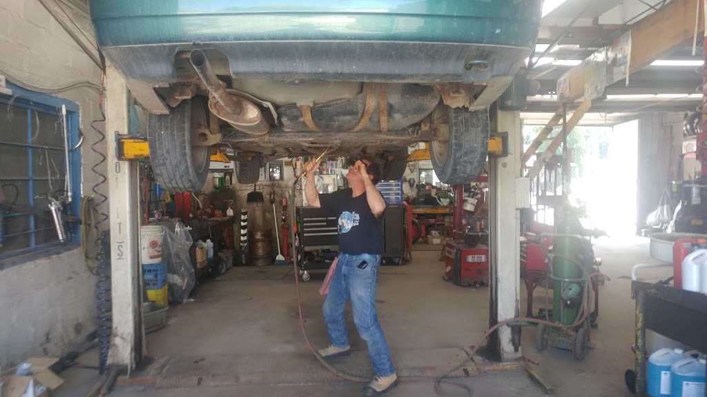 Partly Daves Neighbourhood Garage | 1805 46 Ave, Vernon, BC V1T 3P4, Canada | Phone: (250) 549-3666
