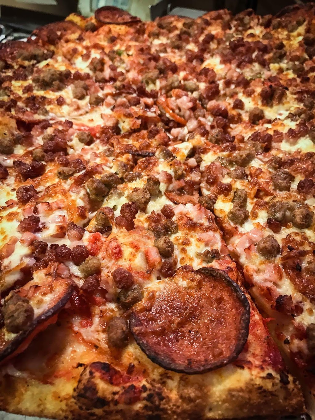 Pizza 77 | 19181 Centre St, Mount Albert, ON L0G 1M0, Canada | Phone: (905) 473-7700