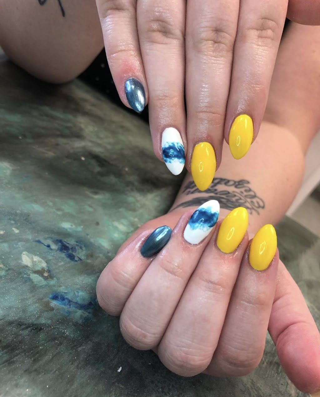 Foxx Salon and Spa | 2665 7th Ave E, Owen Sound, ON N4K 2H7, Canada | Phone: (519) 377-0985