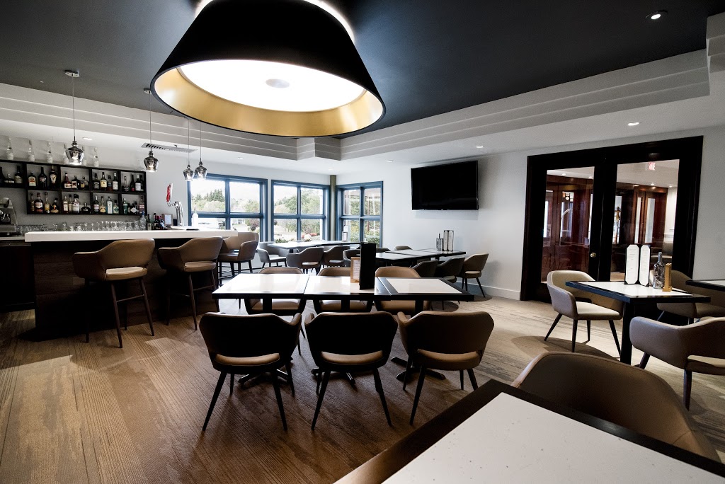 Manoir des Sables | 90 Avenue des Jardins, Orford, QC J1X 6M6, Canada | Phone: (877) 845-5344