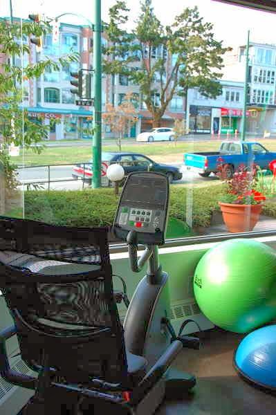 Go! Physiotherapy Sports and Wellness Centre | 3657 W 16th Ave #2, Vancouver, BC V6R 3C3, Canada | Phone: (604) 568-4628
