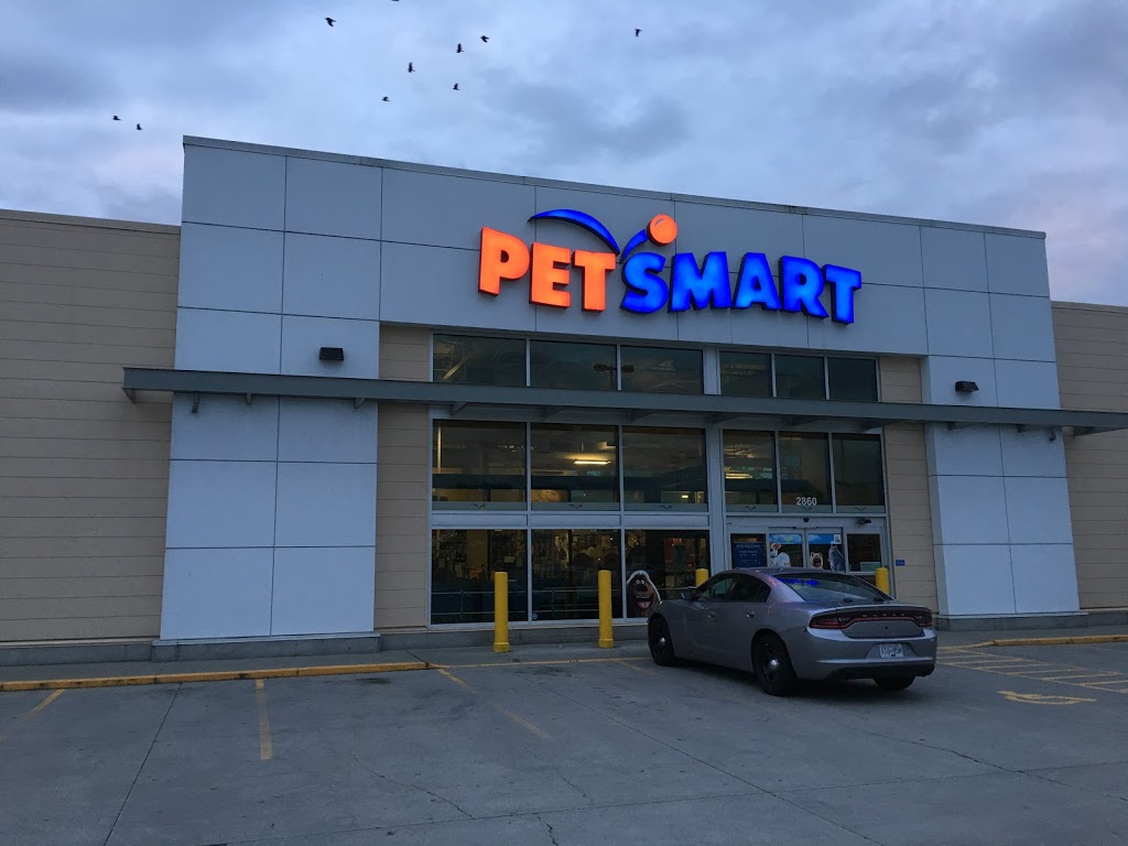 PetSmart | 2860 Bentall St, Vancouver, BC V5M 4H4, Canada | Phone: (604) 434-1522