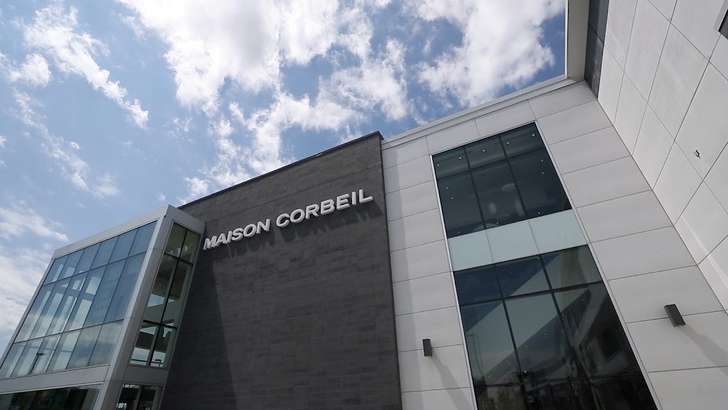 Maison Corbeil + Must Société | 8480 Boulevard Leduc, Brossard, QC J4Y 0K7, Canada | Phone: (450) 443-4143