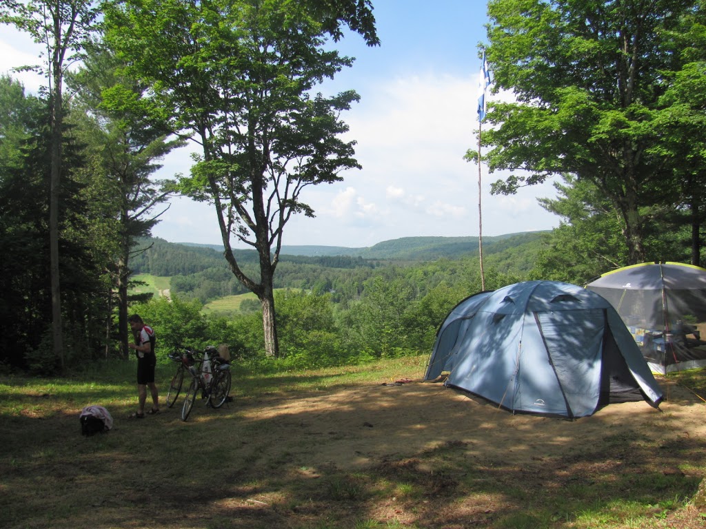 Camping Le Havre-de-la-Belle Montagne | 1028 Chemin du Havre-de-la-Belle-Montagne, Saint-Jean-de-Matha, QC J0K 2S0, Canada | Phone: (450) 886-5856