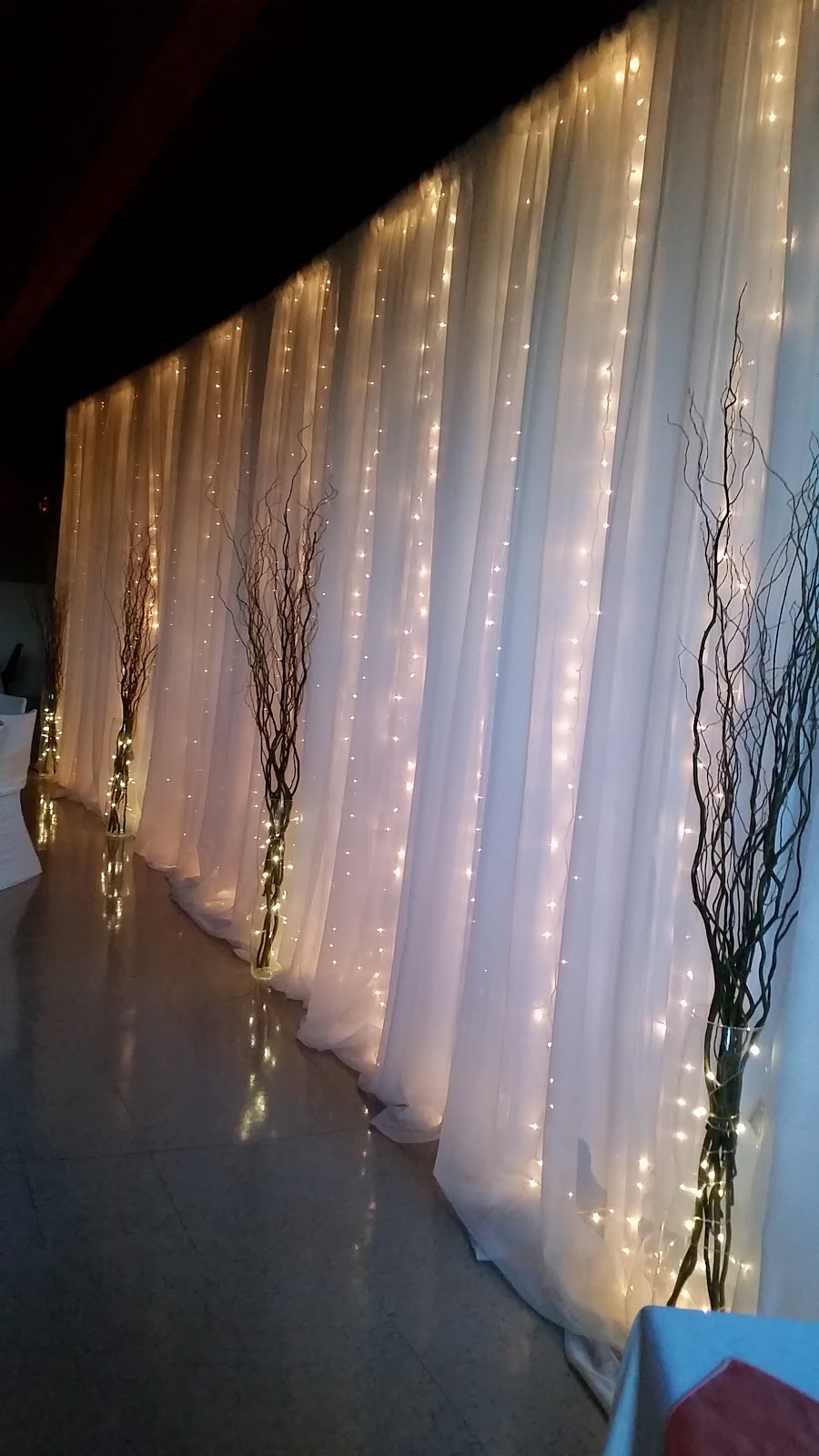 Mels Flowers & Decorating | 55 Tierney St N, Arnprior, ON K7S 2R8, Canada | Phone: (613) 623-7016