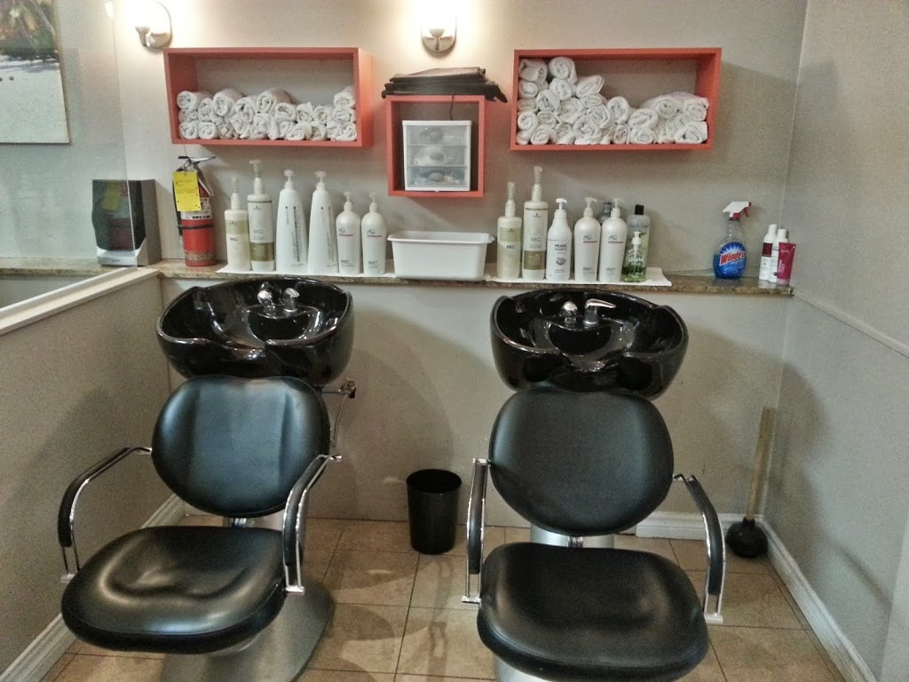 Saras Hairline | 4841 Leslie St, North York, ON M2J 2K8, Canada | Phone: (416) 493-2331
