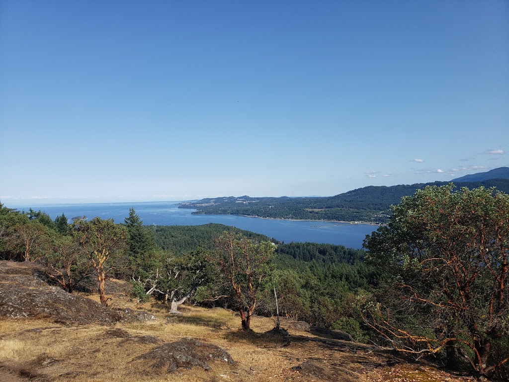 Notch Hill Park | 9G2, Powder Point Rd, Nanoose Bay, BC V9P 9G2, Canada | Phone: (250) 390-4111