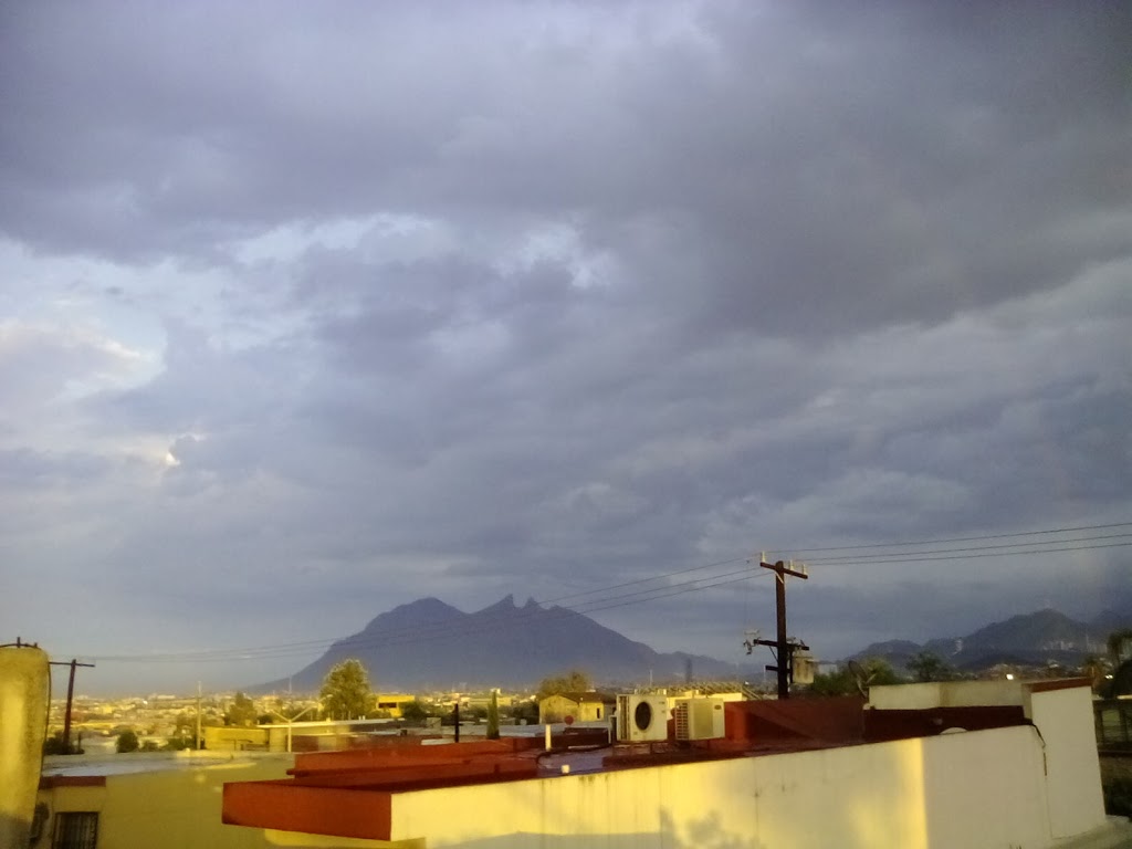 St. John Paul II Catholic Elementary School | 2130 Kingsridge Dr, Oakville, ON L6M 4Z2, Canada | Phone: (905) 827-8894