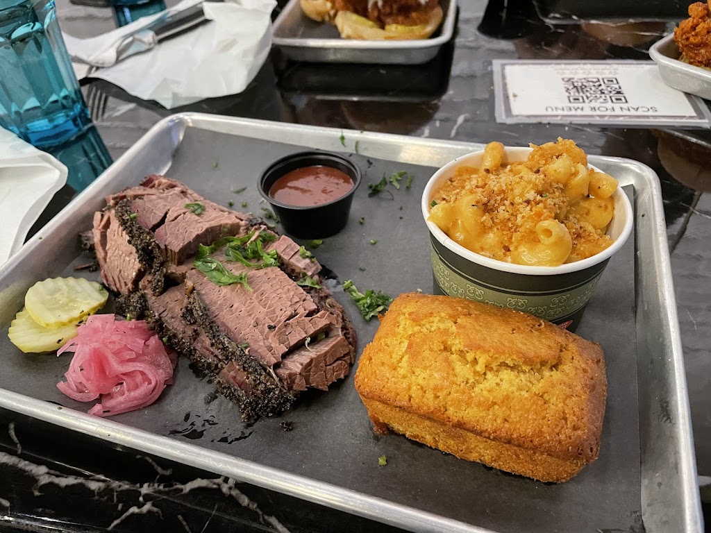 Mad Ox BBQ | 6039 Erin Mills Pkwy Unit 4, Mississauga, ON L5N 0G5, Canada | Phone: (905) 826-6500