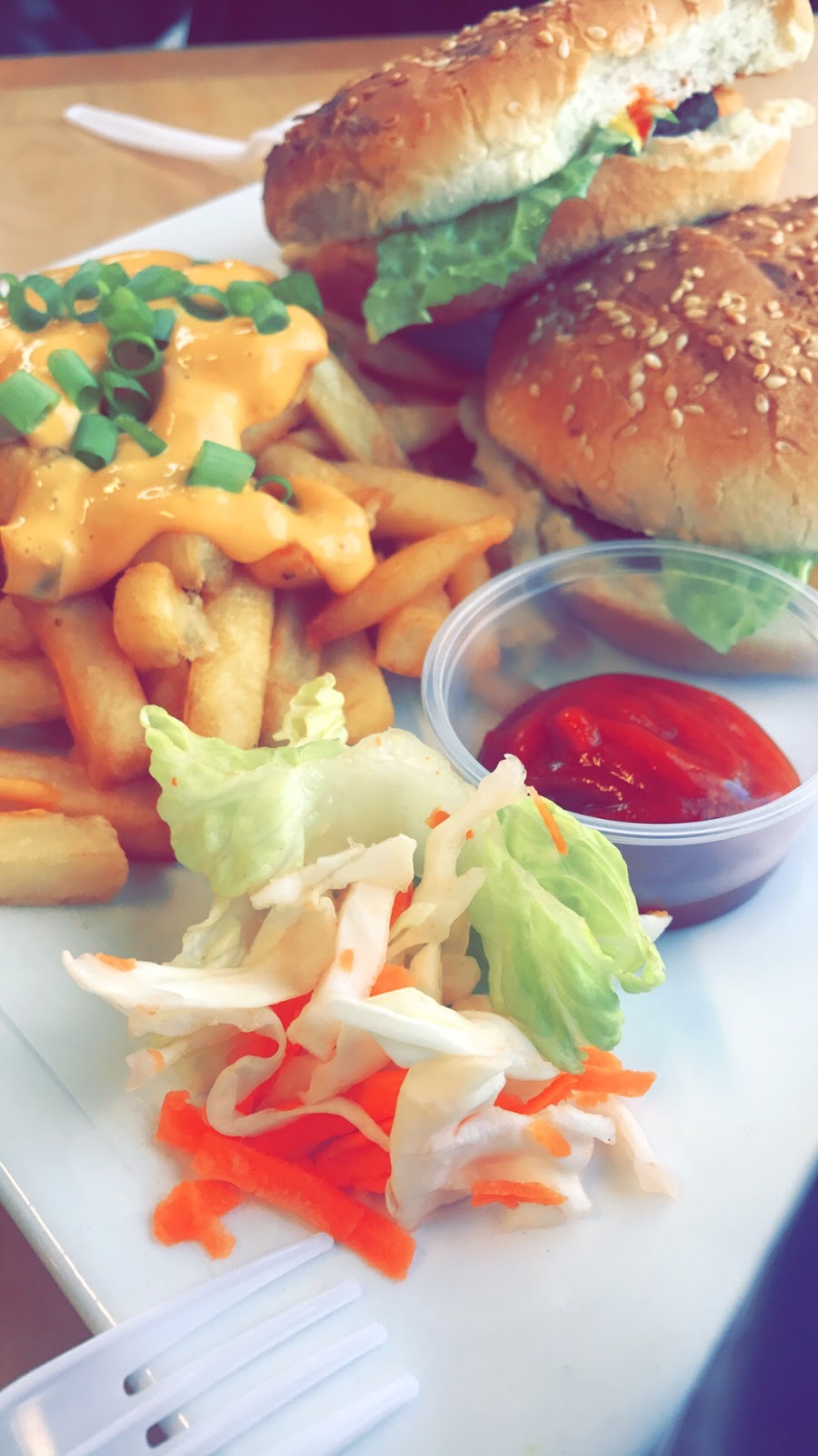 Yaffa Restaurant - ( Halal ) | 3537 St Clair Ave E, Scarborough, ON M1K 1L6, Canada | Phone: (437) 221-3839