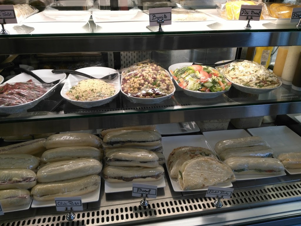 Café Moccaccino | 4945 Rue Notre-Dame Ouest, Montreal, QC H4C 1S9, Canada | Phone: (514) 989-8111