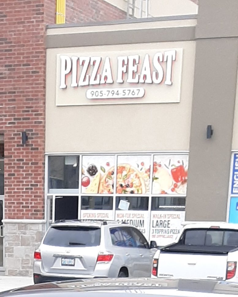 Pizza Feast | Castlemore Rd opp Gardenbrooke Trail, Brampton, ON L6P 0W5, Canada | Phone: (905) 794-5767