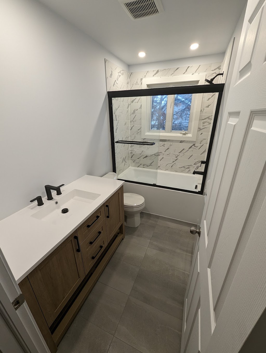 Construction Vadeboncoeur | Entrepreneur en rénovation | 1441 Rue des Cèdres, LAssomption, QC J5W 5L1, Canada | Phone: (514) 817-2279