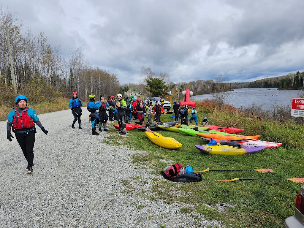 Institut de Kayak Hoomau | 1031 Rue Principale, Saint-Stanislas, QC G8L 7A5, Canada | Phone: (418) 719-3909