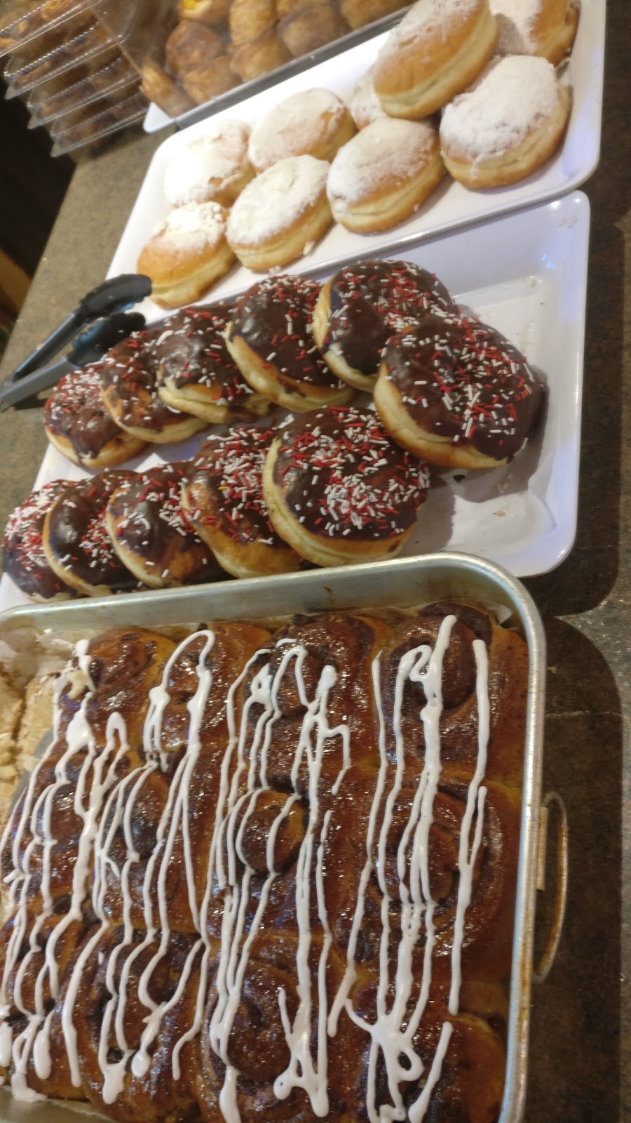 Brunos Bakery & Café | 808 Innisfil Beach Rd, Innisfil, ON L9S 2C3, Canada | Phone: (705) 315-1661