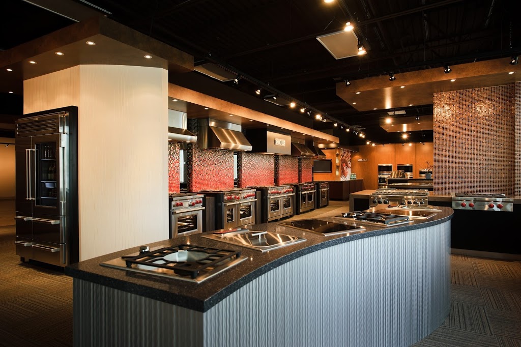 Sub-Zero, Wolf, and Cove by Bradlee Distributors | 1245 73 Ave SE, Calgary, AB T2H 2X1, Canada | Phone: (403) 297-1000