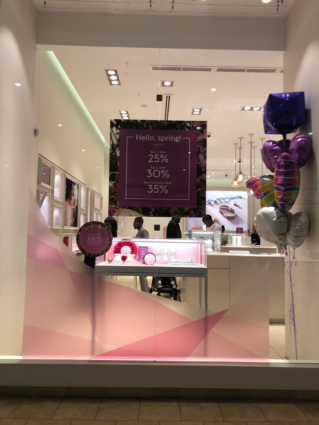 Pandora | 25 Peel Centre Dr #500 #500, Brampton, ON L6T 3R5, Canada | Phone: (905) 792-8820