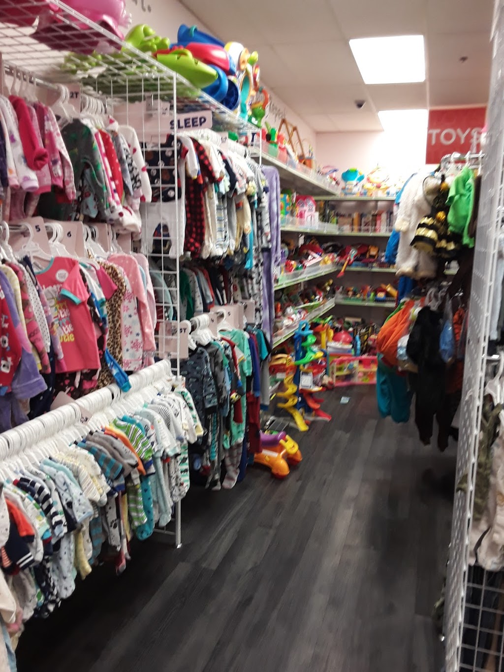 Once Upon A Child | 6711 Tecumseh Rd E Suite 11, Windsor, ON N8T 3K7, Canada | Phone: (519) 915-1219