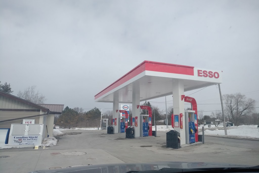 Esso | 5645 ON-35, Fenelon Falls, ON K0M 1N0, Canada | Phone: (705) 887-5050