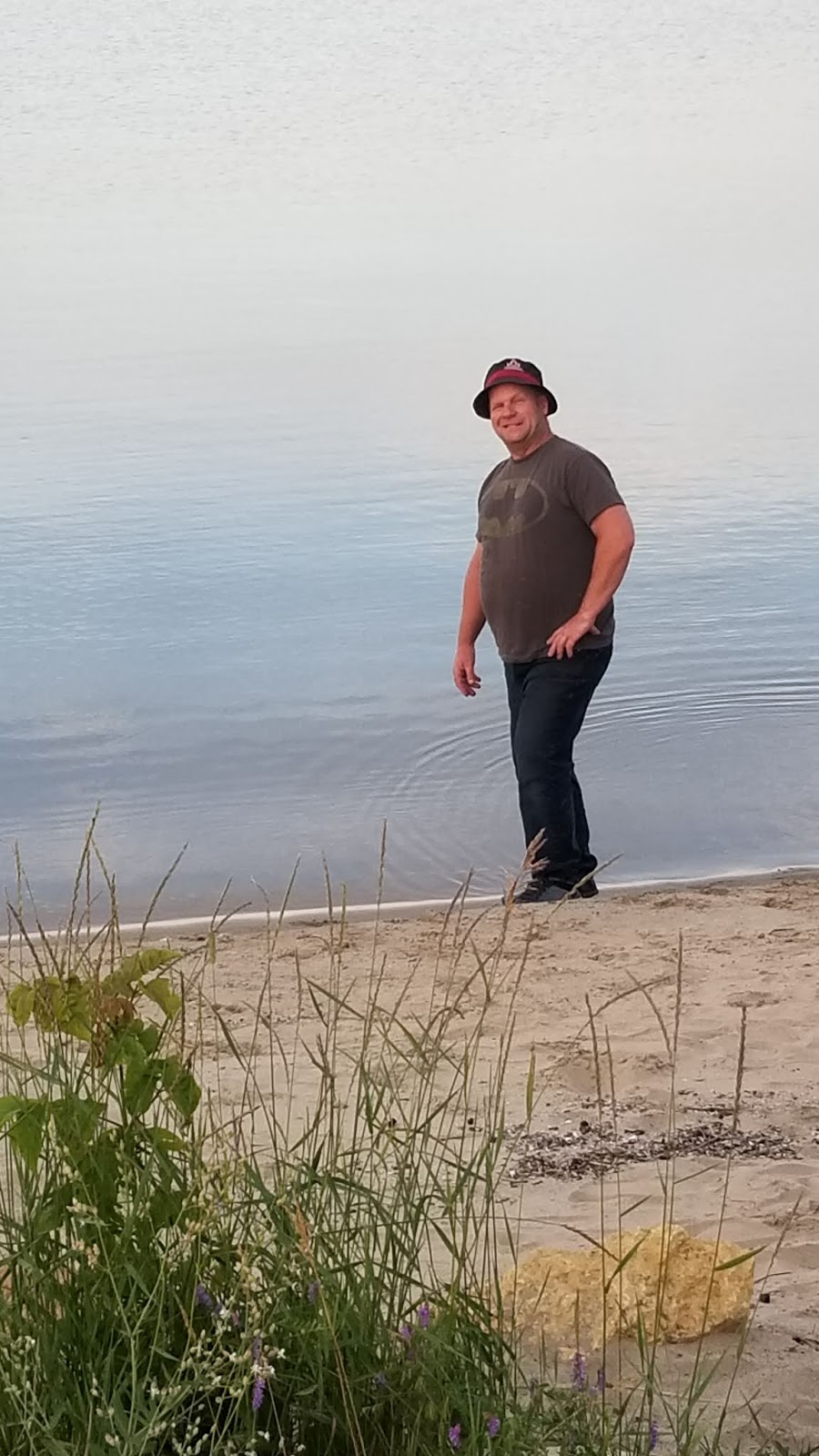 Spruce Sands RV Resort | 20088 Spruce Bay Rd, Arnes, MB R0C 0C0, Canada | Phone: (866) 642-5671