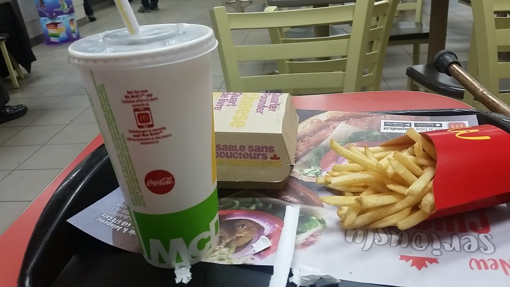 McDonalds | 3035 Clarence Ave S, Saskatoon, SK S7T 0B6, Canada | Phone: (306) 955-8689