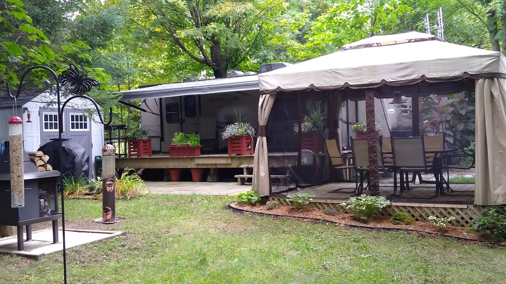 Camping Coolbreeze | 144 Montée Glass, Saint-Bernard-de-Lacolle, QC J0J 1V0, Canada | Phone: (450) 246-3785