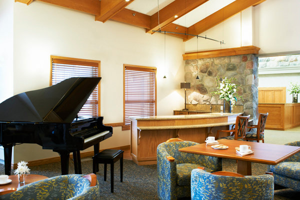 Revera The Waverly | 857 Wilkes Ave, Winnipeg, MB R3P 2M2, Canada | Phone: (204) 487-9600