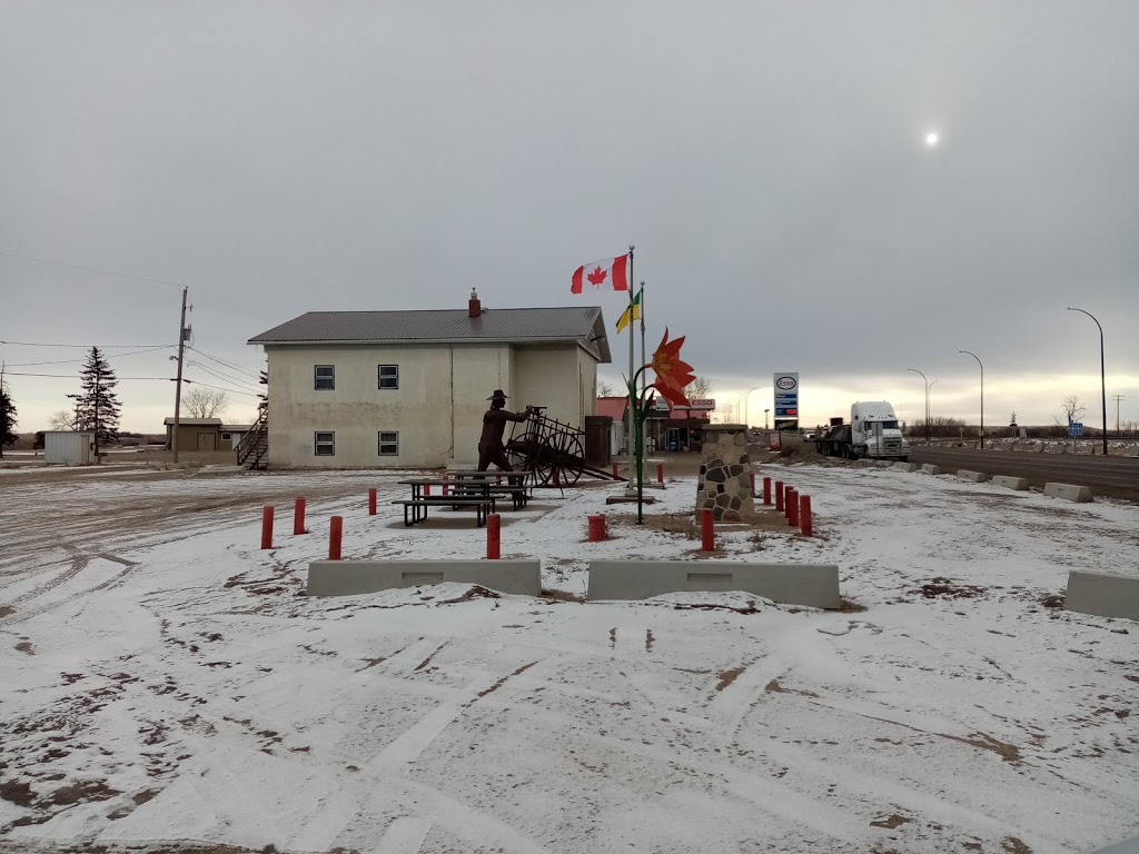 Esso | U.S. 1, Chamberlain, SK S0G 0R0, Canada | Phone: (306) 638-6207