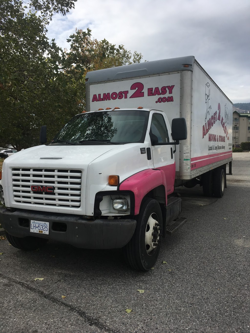 Almost 2 easy moving and storage kelowna | 4361 Gordon Dr, Kelowna, BC V1W 1S6, Canada | Phone: (250) 739-1000