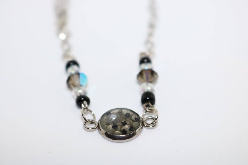 Bijoux Sayouri | 2687 Rue de Villandry, Sainte-Julie, QC J3E 2R1, Canada | Phone: (438) 394-7430