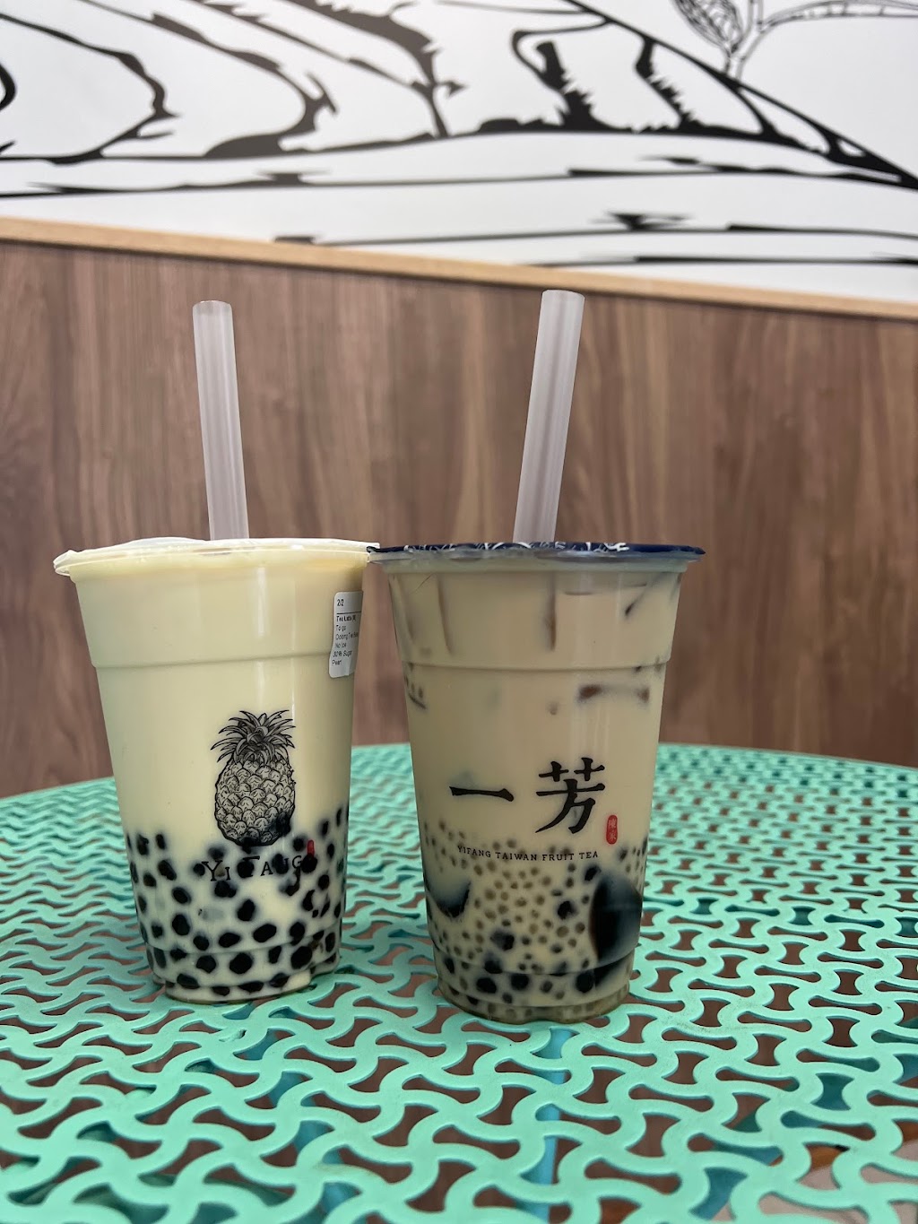 Yi Fang Taiwan Fruit Tea Brossard | 8025 Bd Taschereau G, Brossard, QC J4Y 1A4, Canada | Phone: (450) 678-9898