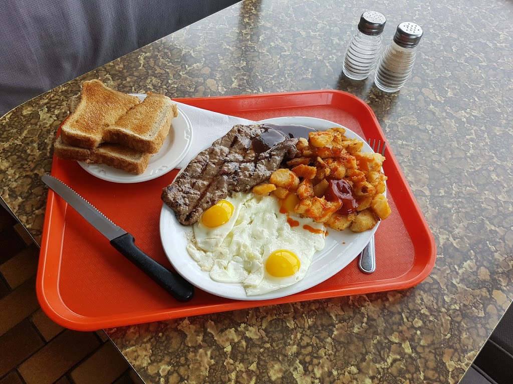 Wallys Restaurant | 3480 Hurontario St, Mississauga, ON L5B 4M1, Canada | Phone: (905) 279-0975