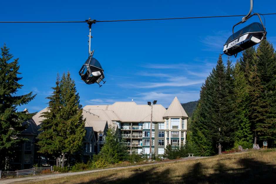 Woodrun Lodge - Whistler Premier | 4910 Spearhead Pl, Whistler, BC V0N 1B4, Canada | Phone: (888) 621-1177