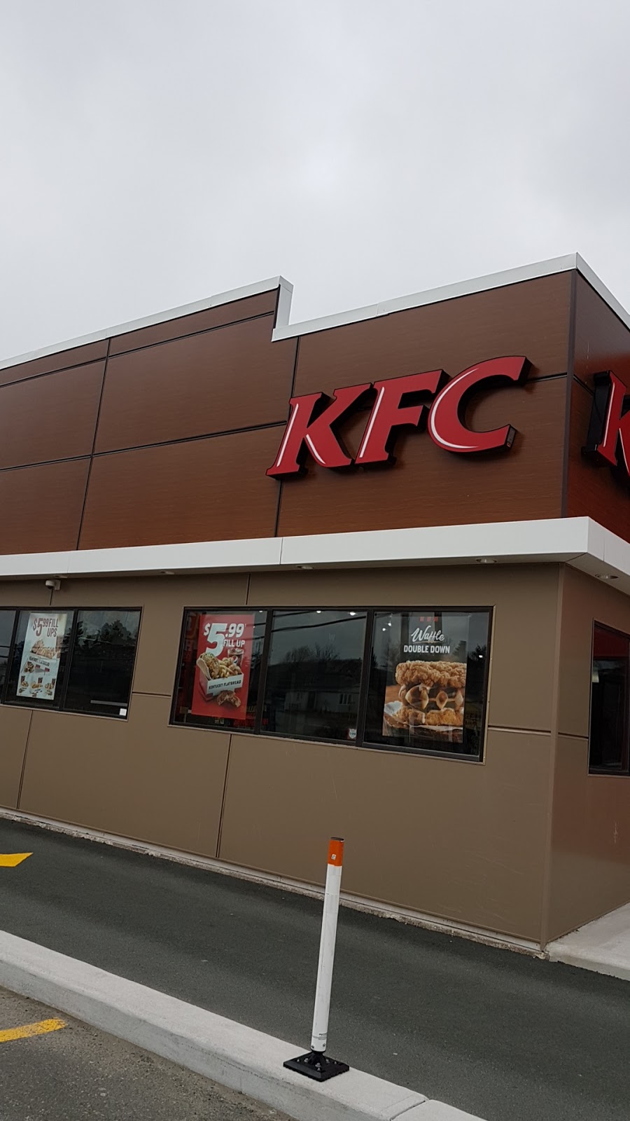 KFC | 126 Conception Bay Hwy, Conception Bay South, NL A1W 3A6, Canada | Phone: (709) 834-5834