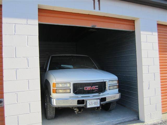 Martins Peoples Storage | 42 Terry Fox Dr, Kingston, ON K7M 8N5, Canada | Phone: (613) 545-1362