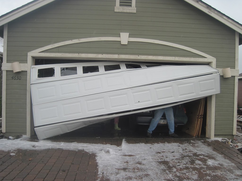 Marda Loop Garage Door Repair | 1821 33 Ave SW, Calgary, AB T2T 1Z1, Canada | Phone: (403) 389-3844