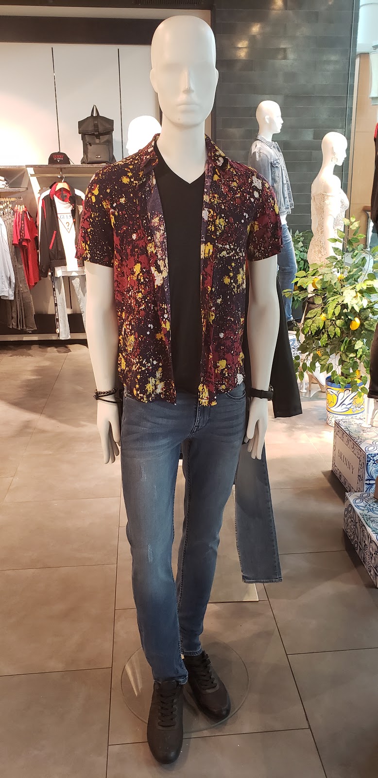 GUESS | 999 Upper Wentworth St, Hamilton, ON L9A 4X5, Canada | Phone: (905) 318-9777