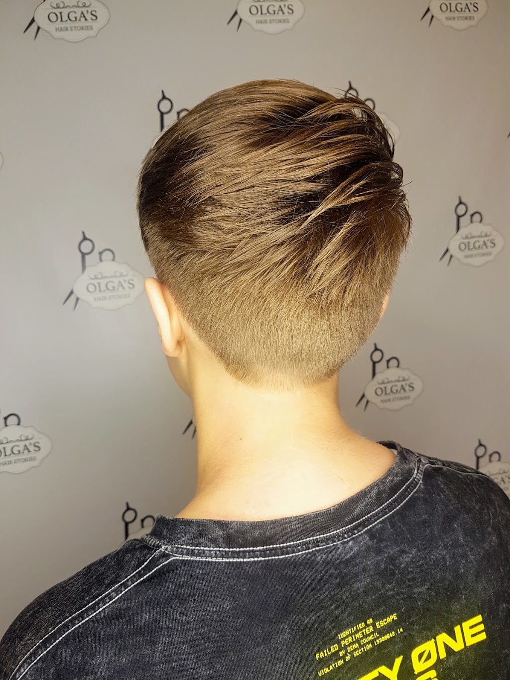 Olgas Hair Stories | 416 Marine Dr, Gibsons, BC V0N 1V9, Canada | Phone: (604) 886-2677