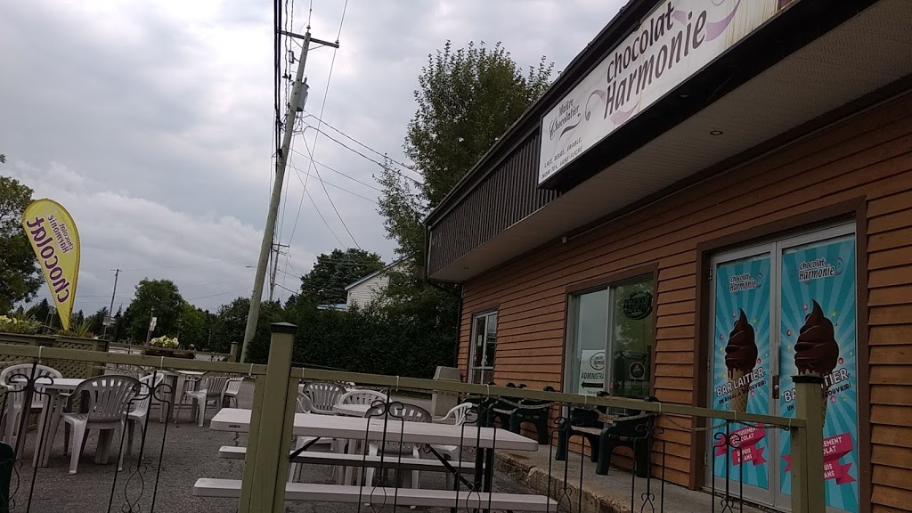 Chocolat Harmonie Inc | 124 1re Avenue suite 200, Stoneham-et-Tewkesbury, QC G3C 2N1, Canada | Phone: (418) 849-8733