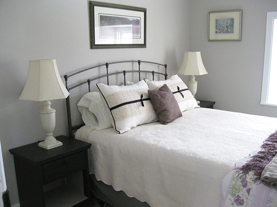 The Old Shipman House Bed & Breakfast | 2390 Concession Rd, Kemptville, ON K0G 1J0, Canada | Phone: (613) 258-4749