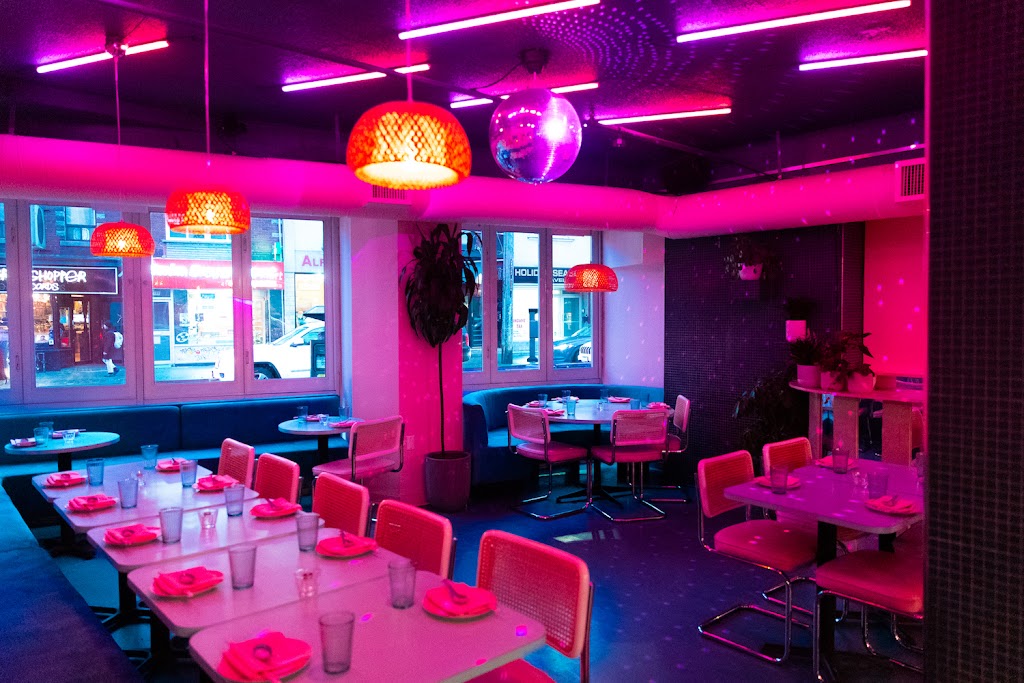 Floh Lighting Solutions | 516 Annette St, Toronto, ON M6P 1S3, Canada | Phone: (416) 792-5588