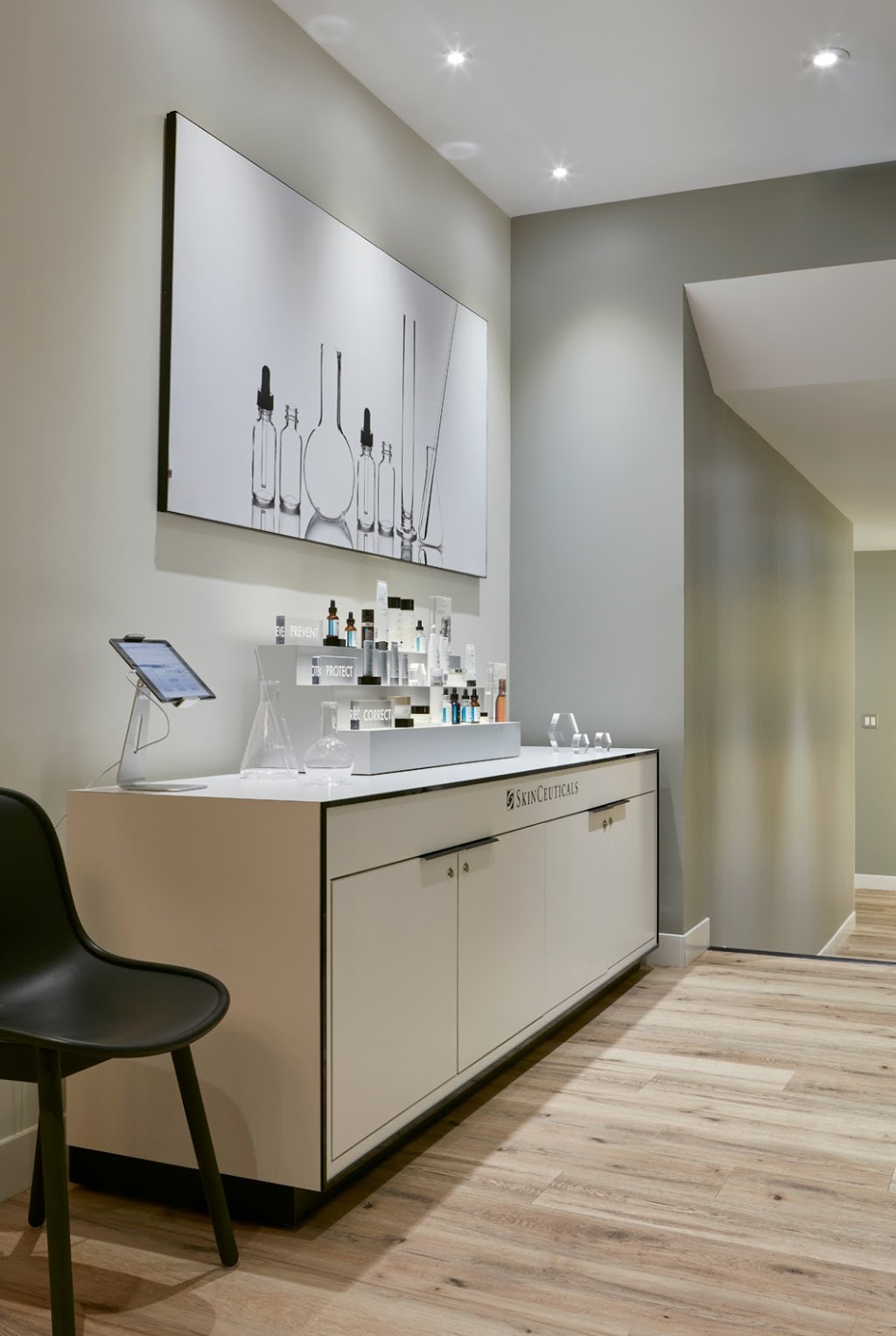 Project Skin MD Ottawa | 349 St Laurent Blvd, Ottawa, ON K1K 2Z7, Canada | Phone: (613) 745-7546