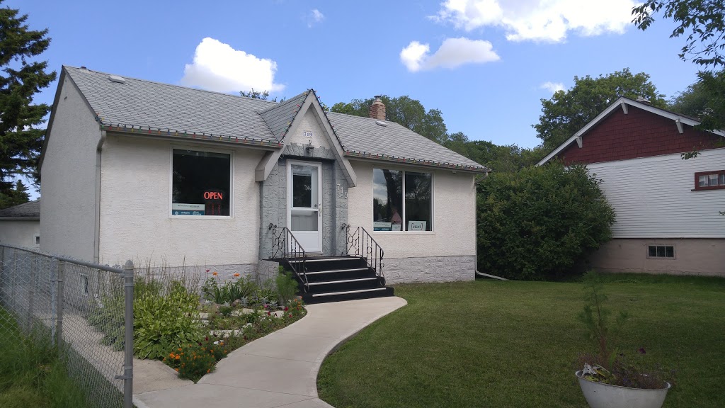 Bell Insurance Agencies Ltd | 719 St Marys Rd, Winnipeg, MB R2M 3N3, Canada | Phone: (204) 254-3572