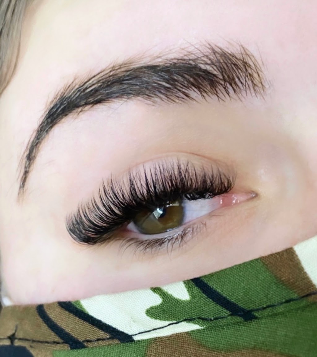 Royal Lashes Studio | 3 Keys Crescent, Guelph, ON N1G 5H9, Canada | Phone: (519) 827-7980