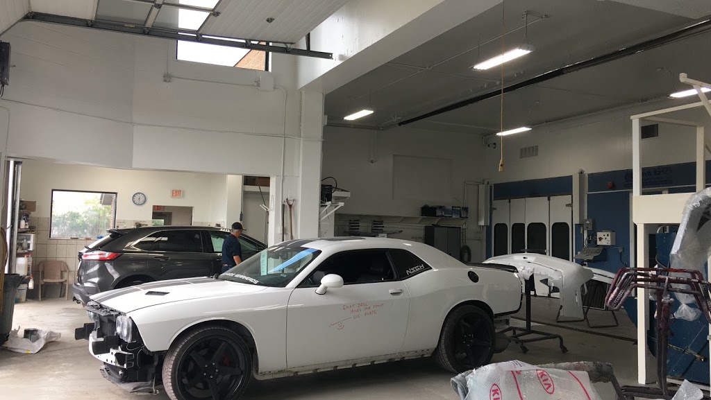 CSN Hwy 27 Auto Collision | 8336 ON-27, Woodbridge, ON L4H 0R9, Canada | Phone: (905) 851-3967