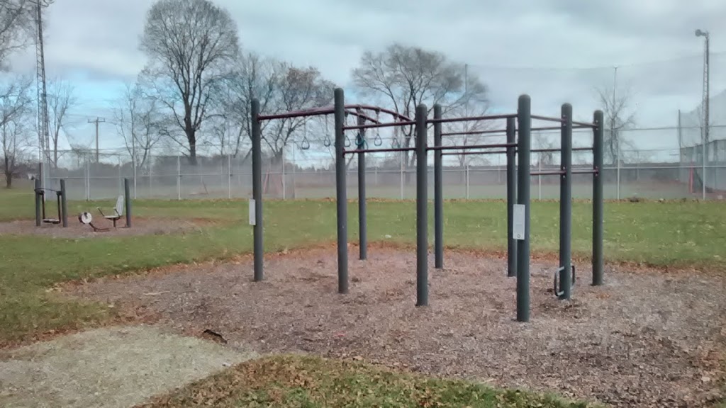 Glen Mickle Park | 1C2, 6 Henry St, Wallaceburg, ON N8A, Canada