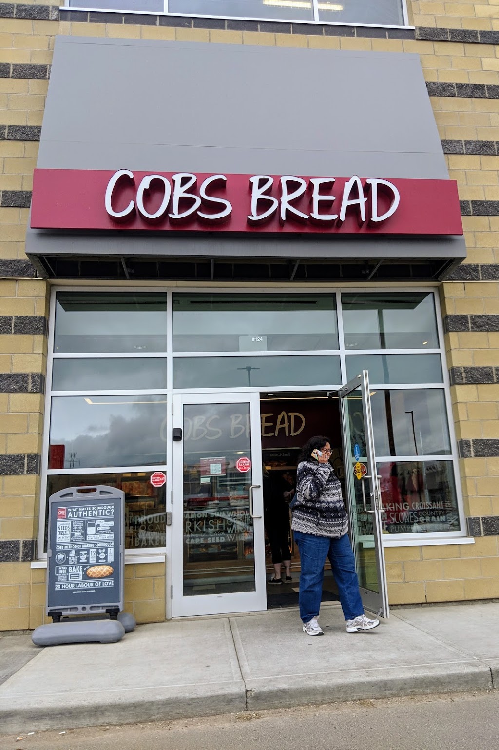COBS Bread Bakery | 65 Sage Hill Plaza NW #124, Calgary, AB T3R 0S4, Canada | Phone: (587) 755-7272